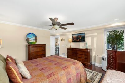 2100 Thorndyke Avenue W #101, Seattle, WA 98199 - Photo 22