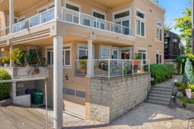 2100 Thorndyke Avenue W #101, Seattle, WA 98199 - Photo 3