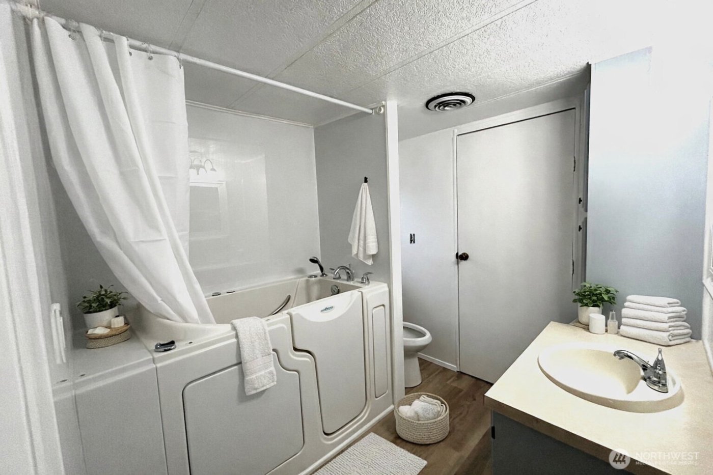 9810 State Avenue #10, Marysville, WA 98270