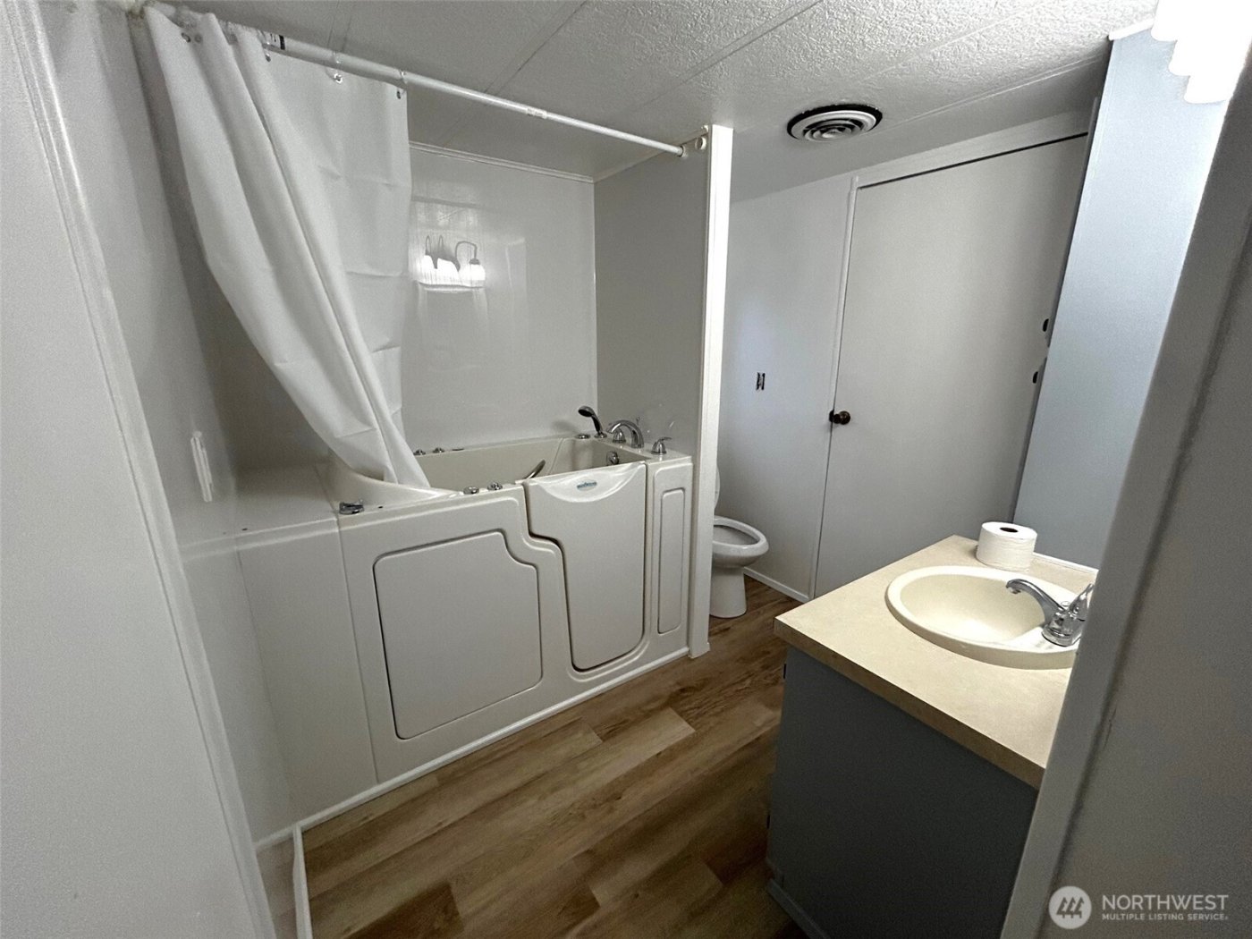 9810 State Avenue #10, Marysville, WA 98270