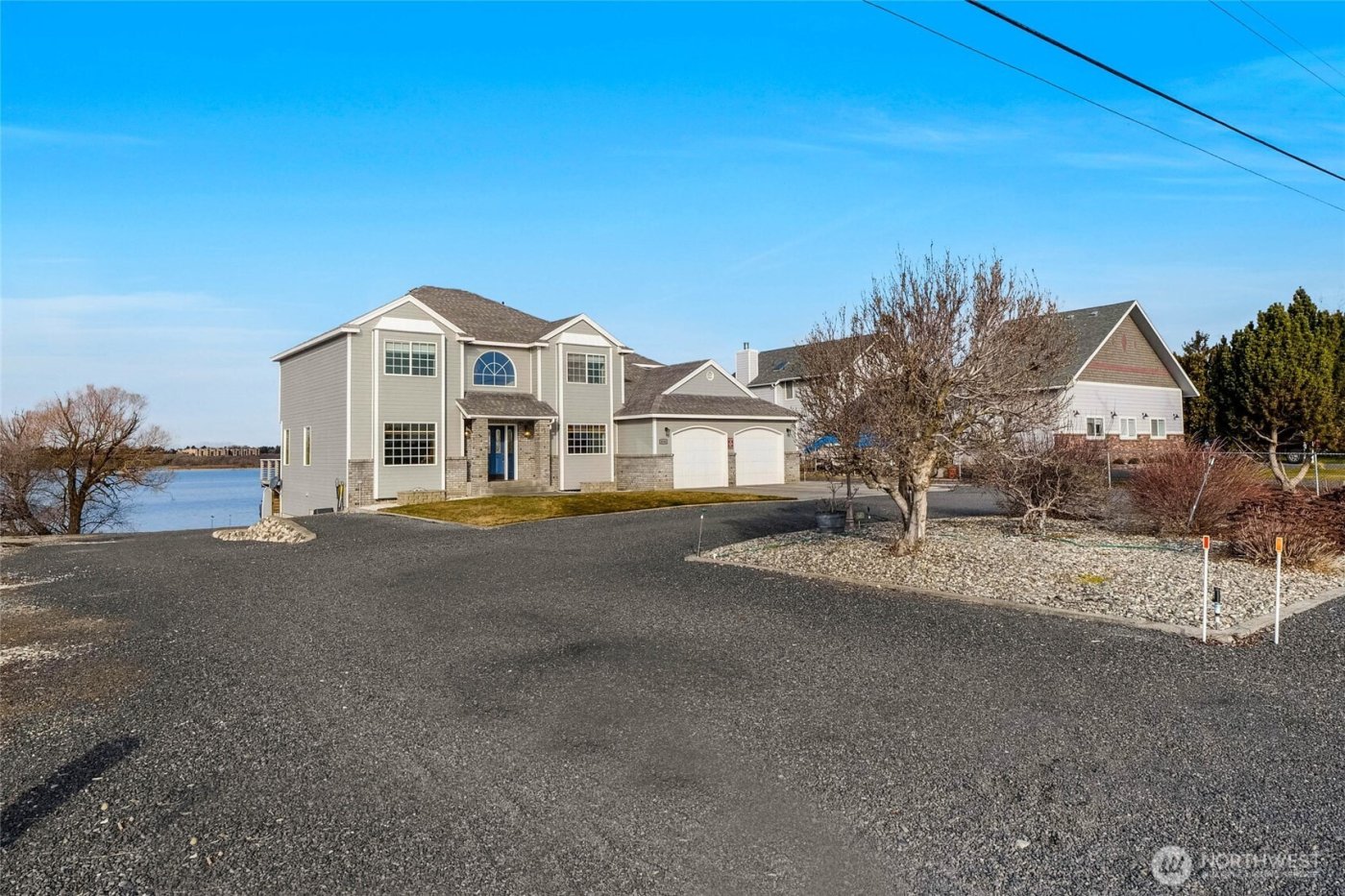 4114 Shorecrest Drive NE, Moses Lake, WA 98837