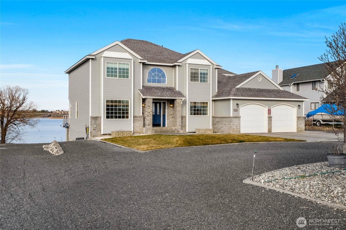 4114 Shorecrest Drive NE, Moses Lake, WA 98837