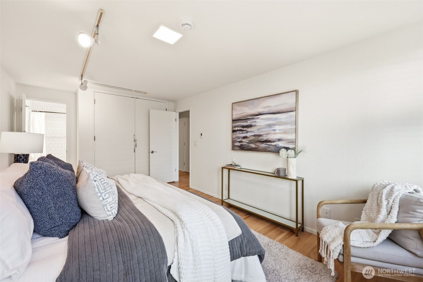 1965 12th Avenue W #403, Seattle, WA 98119