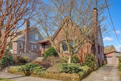 6752 9th Avenue NW, Seattle, WA 98117