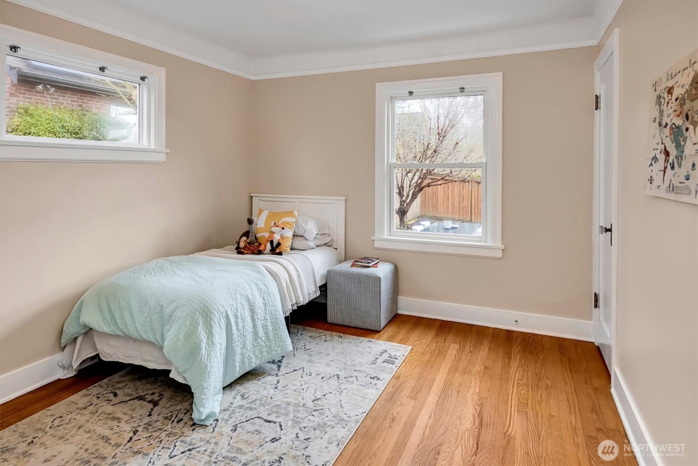 6752 9th Avenue NW, Seattle, WA 98117