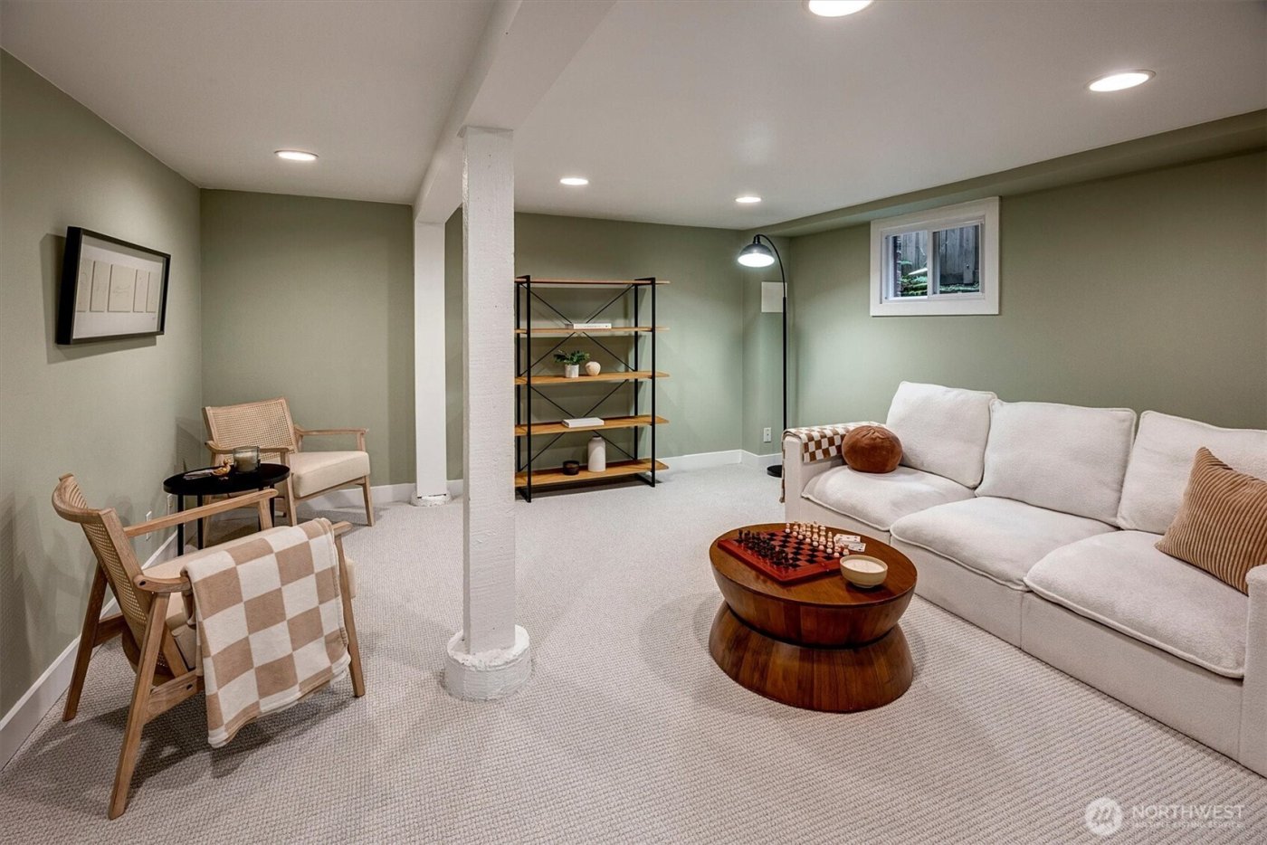 6752 9th Avenue NW, Seattle, WA 98117