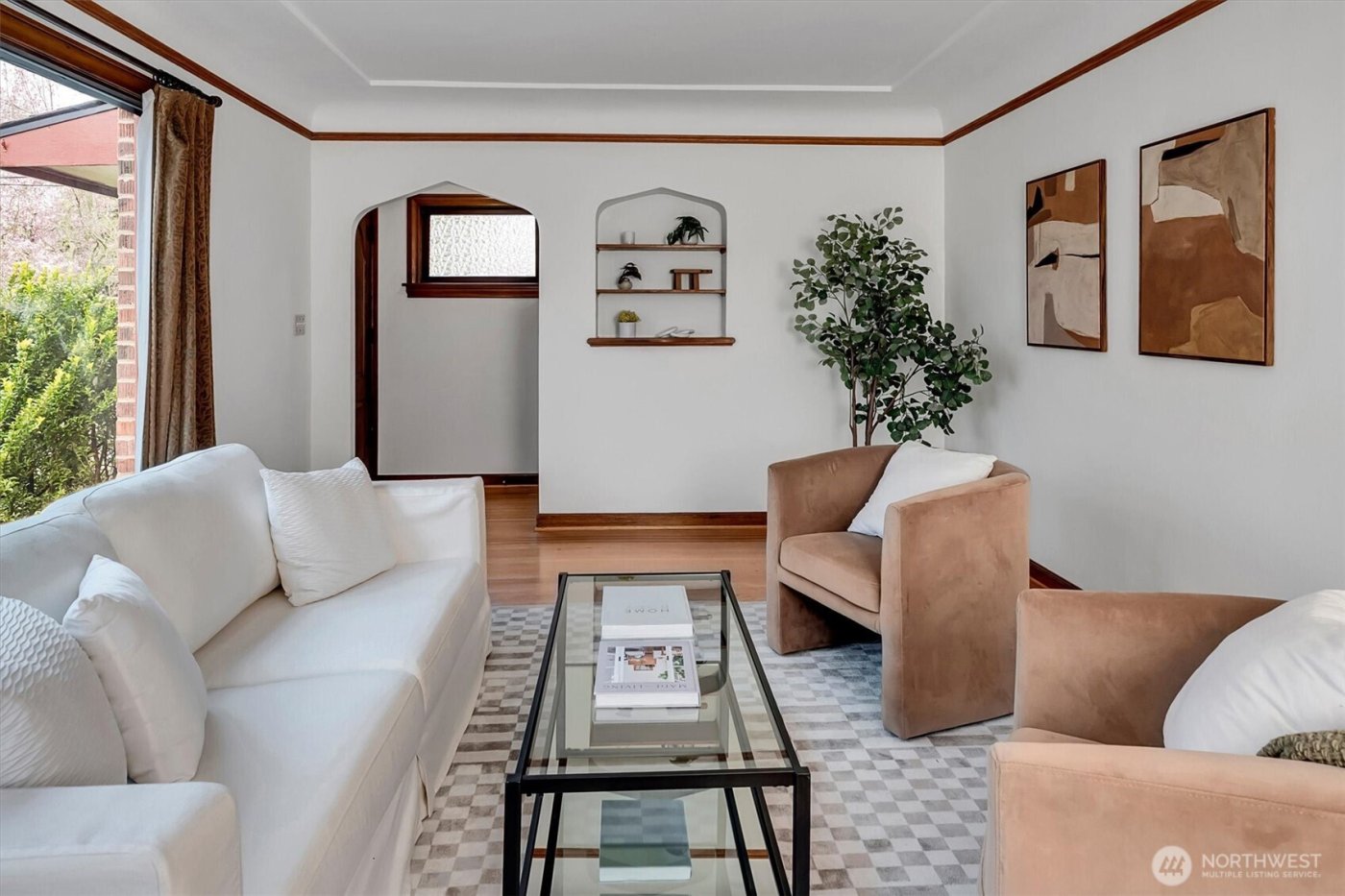 6752 9th Avenue NW, Seattle, WA 98117