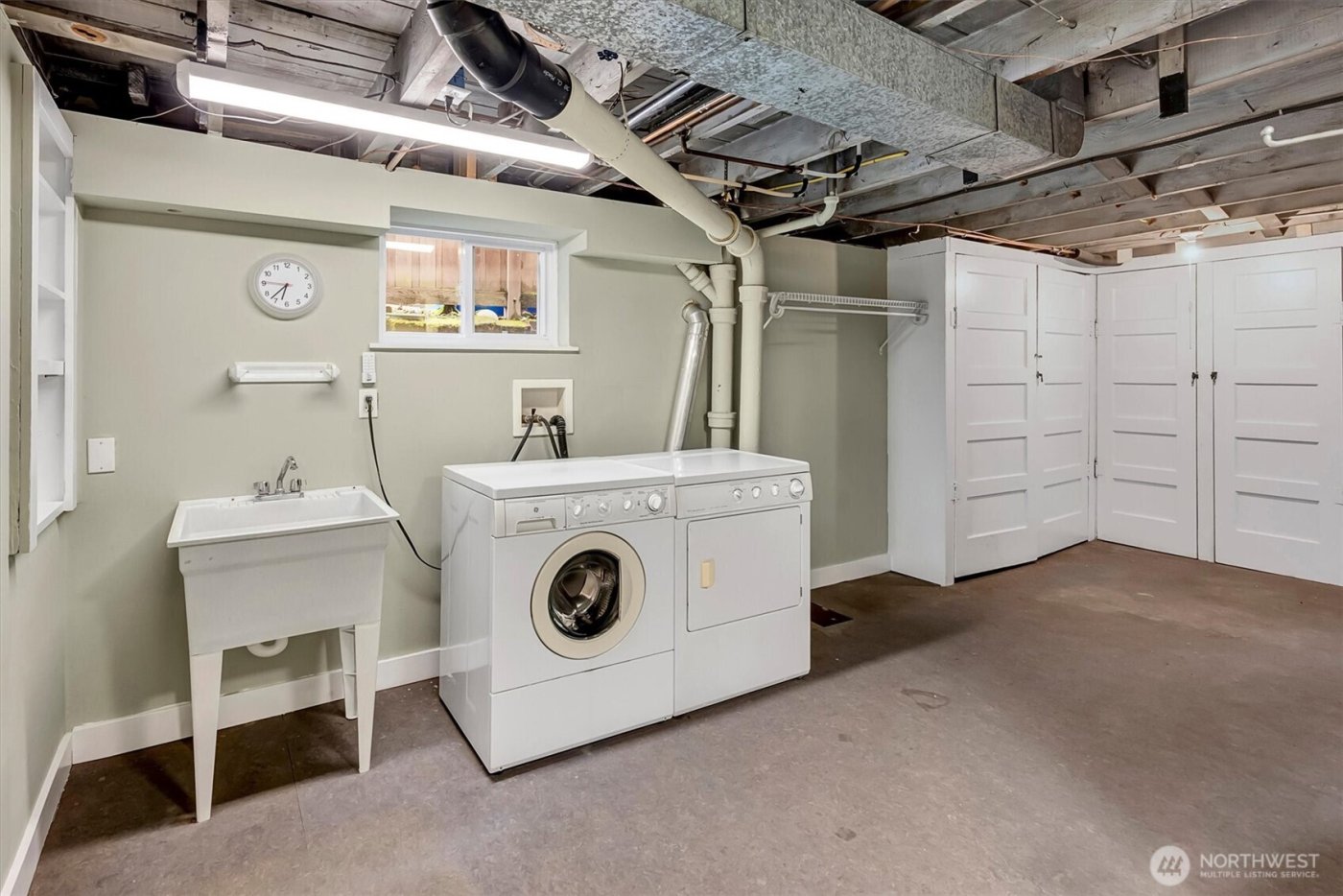 6752 9th Avenue NW, Seattle, WA 98117