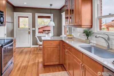 6752 9th Avenue NW, Seattle, WA 98117 - Photo 6