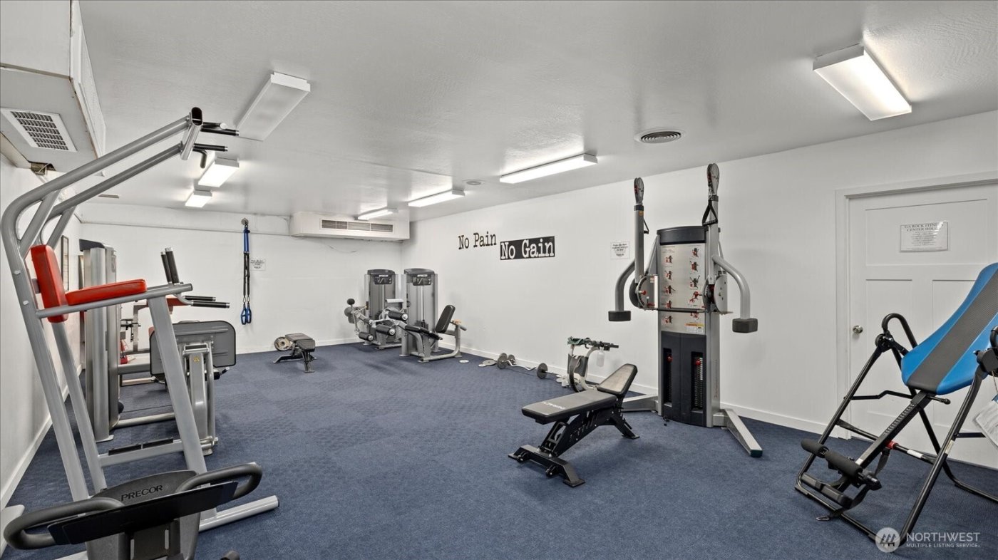 10743 Glen Acres Drive S #10743, Seattle, WA 98168