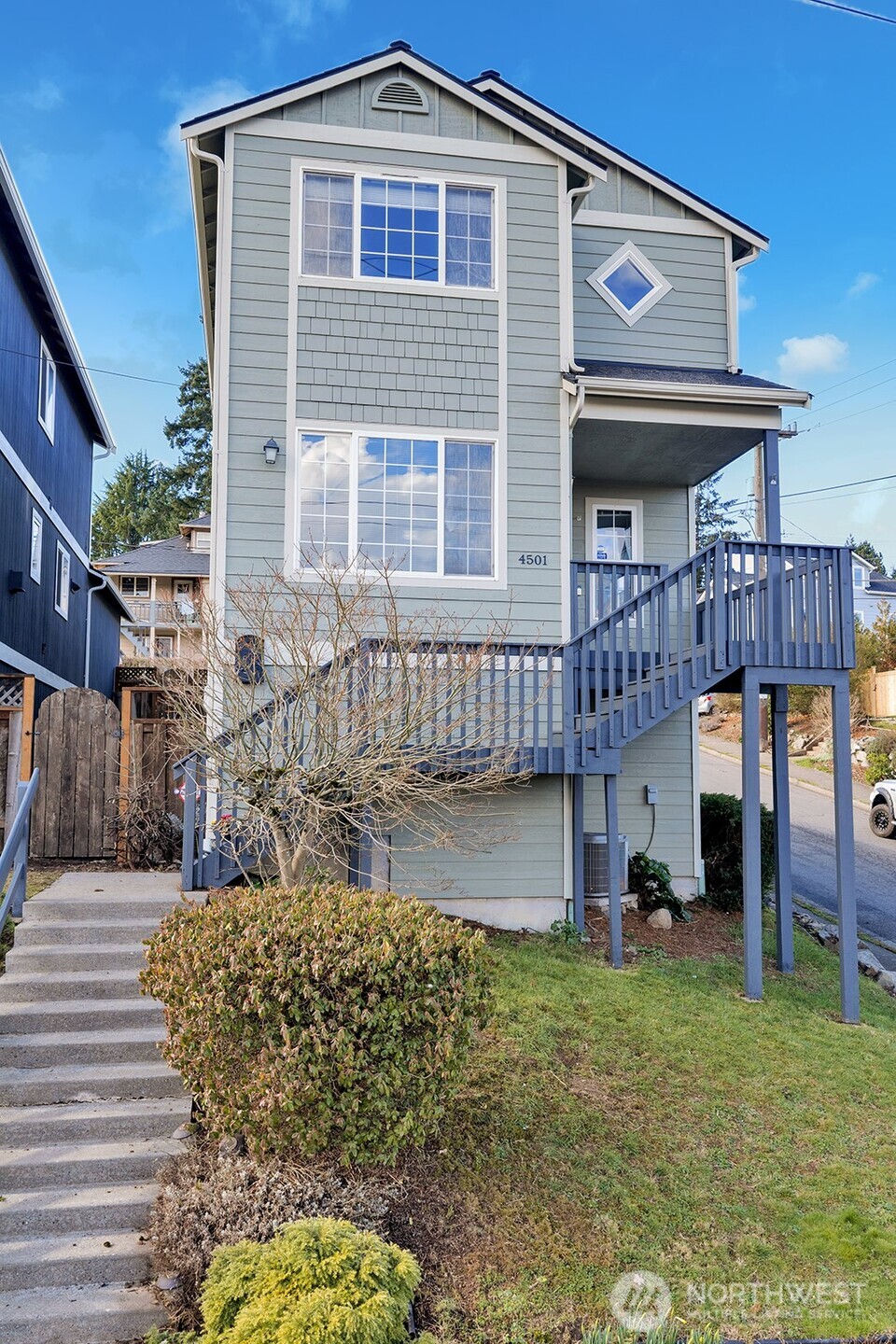 4501 35th Avenue S, Seattle, WA 98118