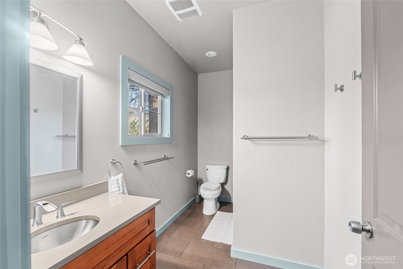 31741 Ringneck Lane E, Davenport, WA 99122