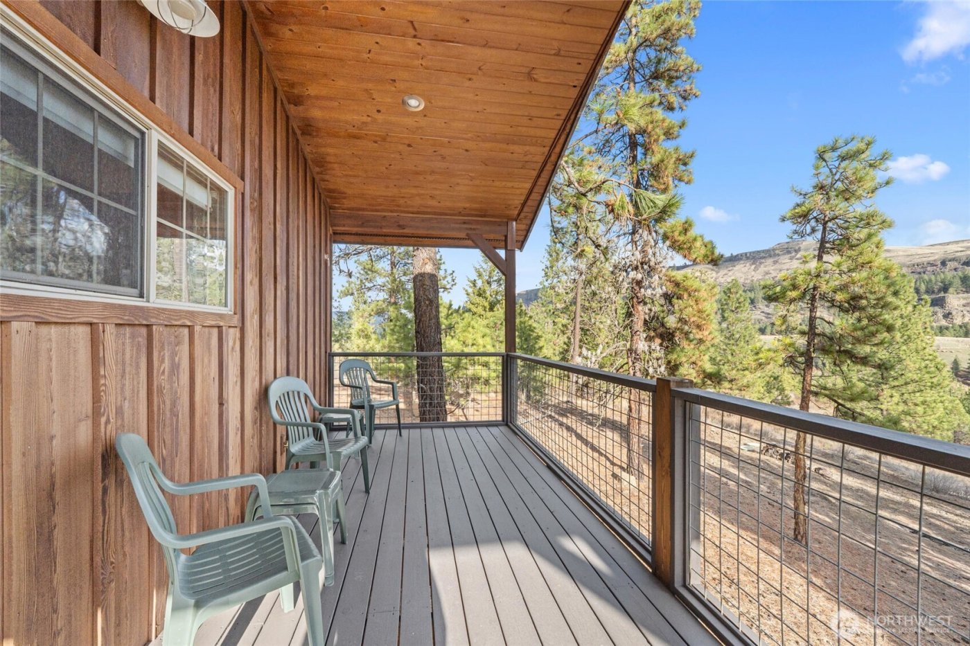 31741 Ringneck Lane E, Davenport, WA 99122