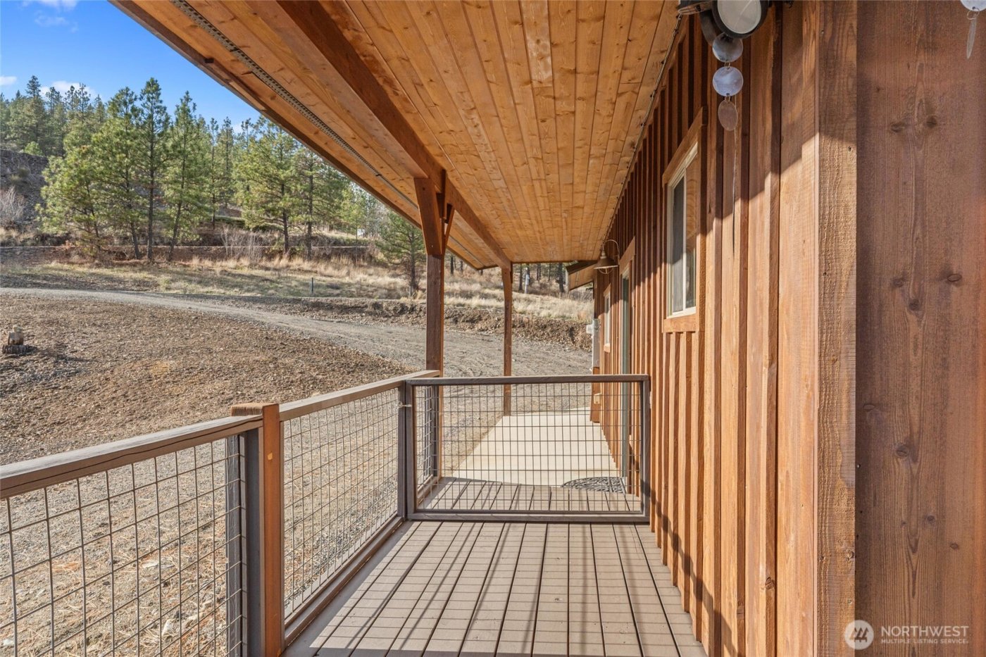 31741 Ringneck Lane E, Davenport, WA 99122