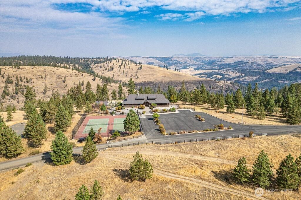 31741 Ringneck Lane E, Davenport, WA 99122
