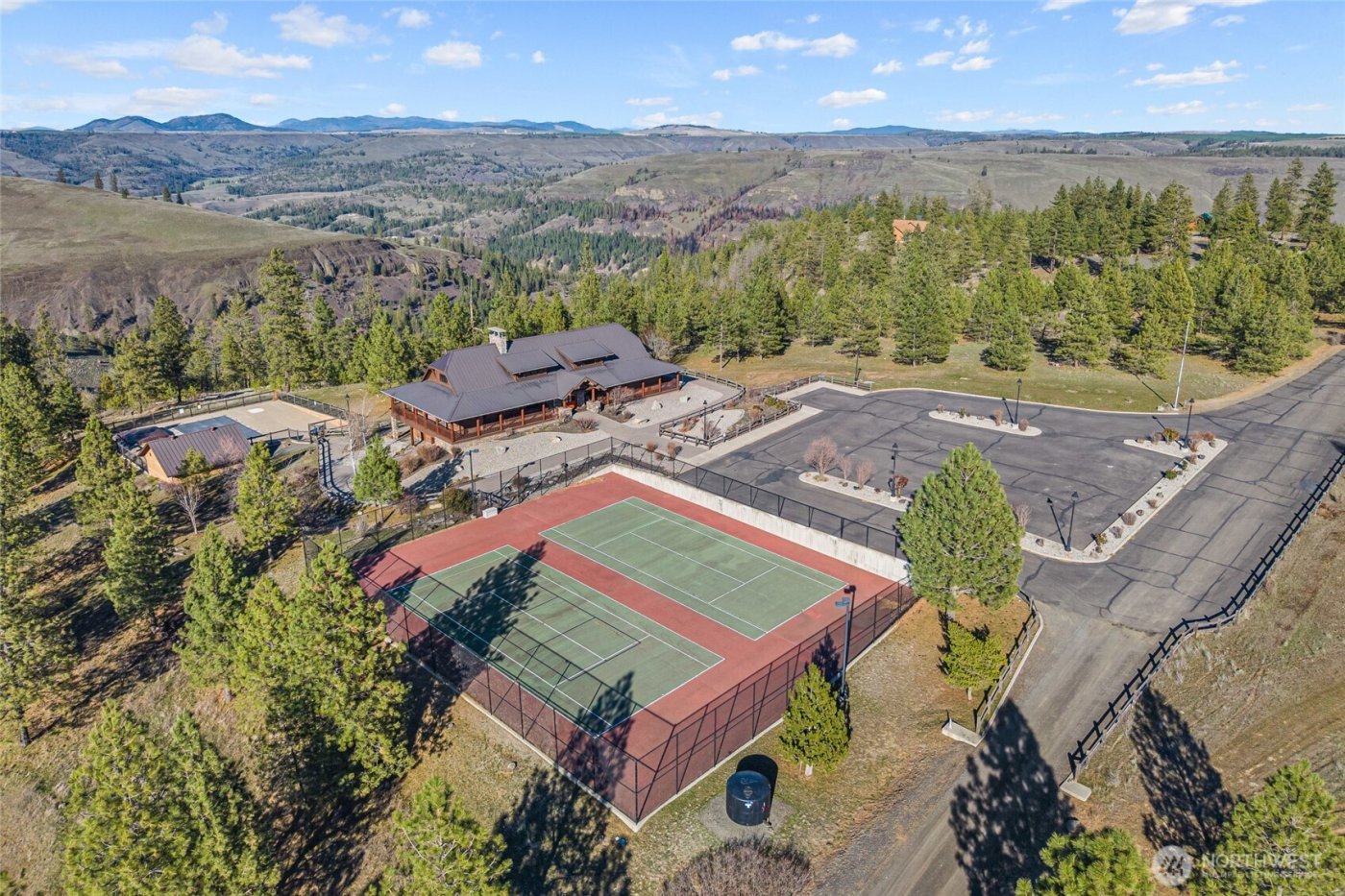 31741 Ringneck Lane E, Davenport, WA 99122