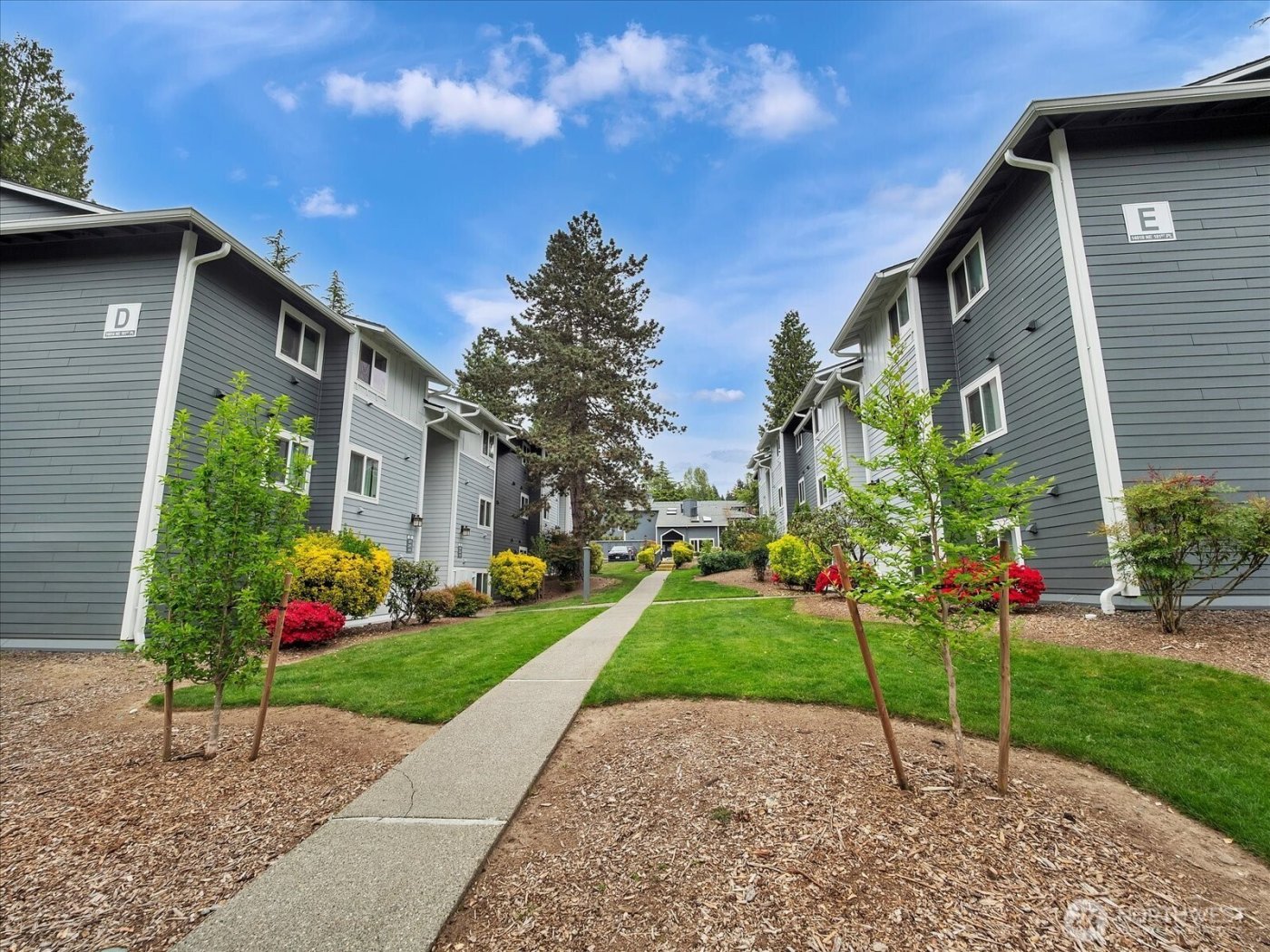 14002 NE 181st Place #A204, Woodinville, WA 98072