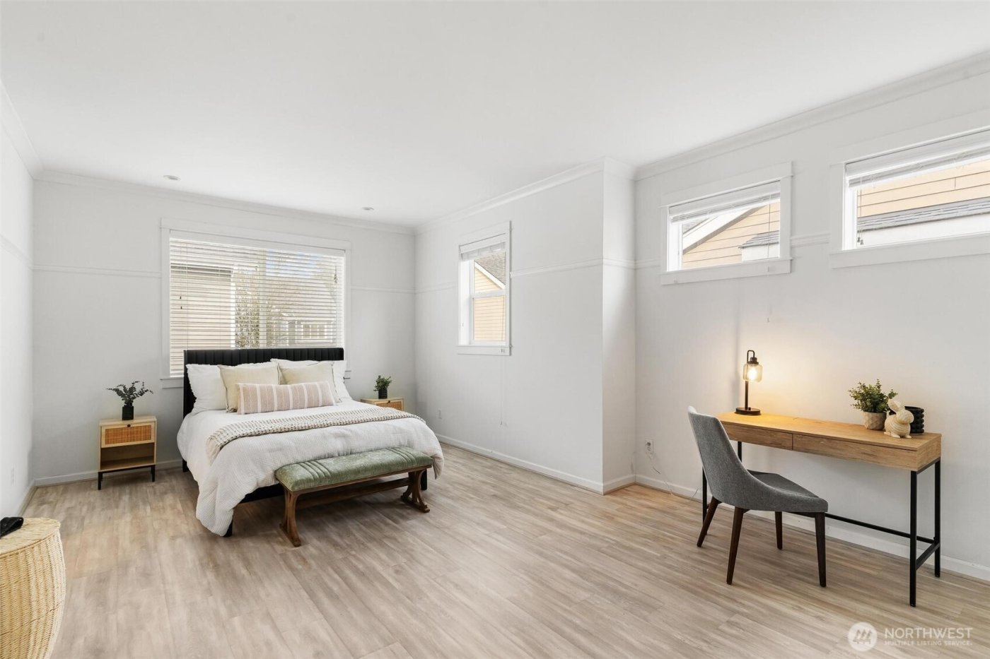 24015 221st Lane SE, Maple Valley, WA 98038-5164