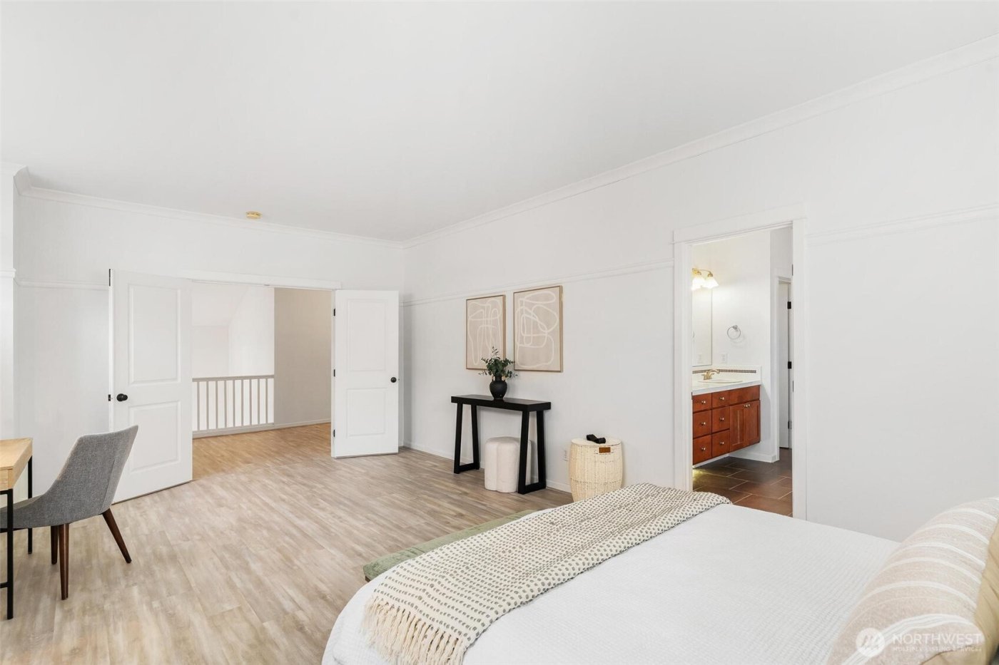 24015 221st Lane SE, Maple Valley, WA 98038-5164