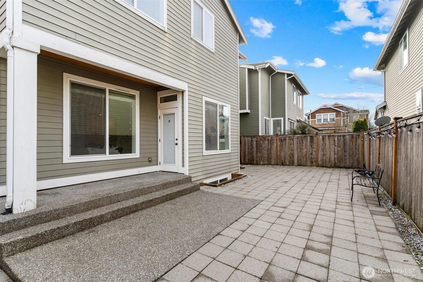 24015 221st Lane SE, Maple Valley, WA 98038-5164