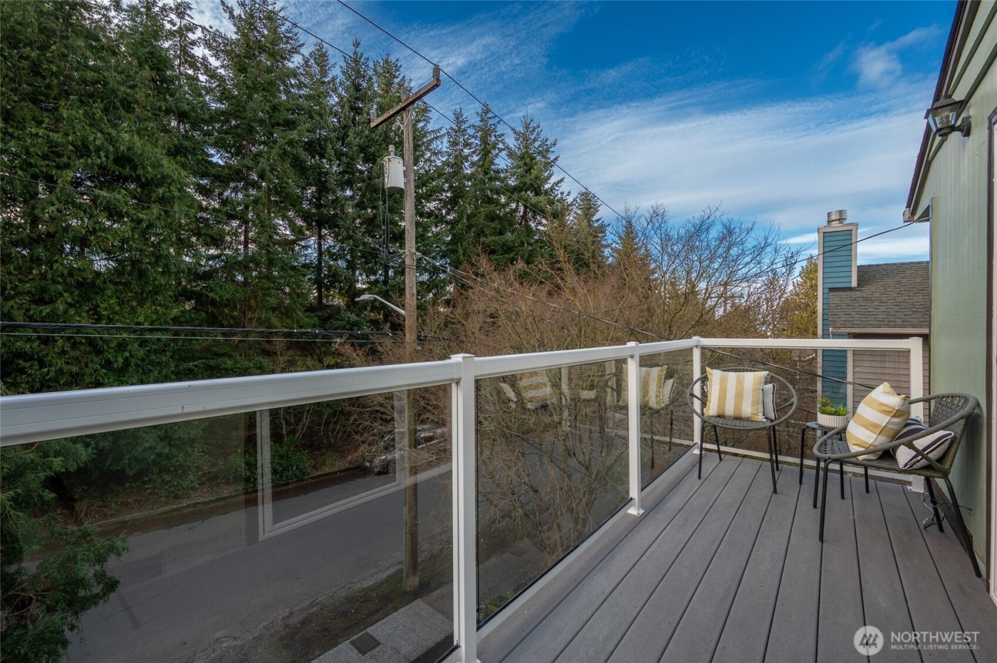 4570 36th Avenue W, Seattle, WA 98199