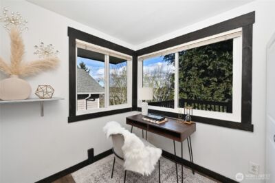 4570 36th Avenue W, Seattle, WA 98199 - Photo 23