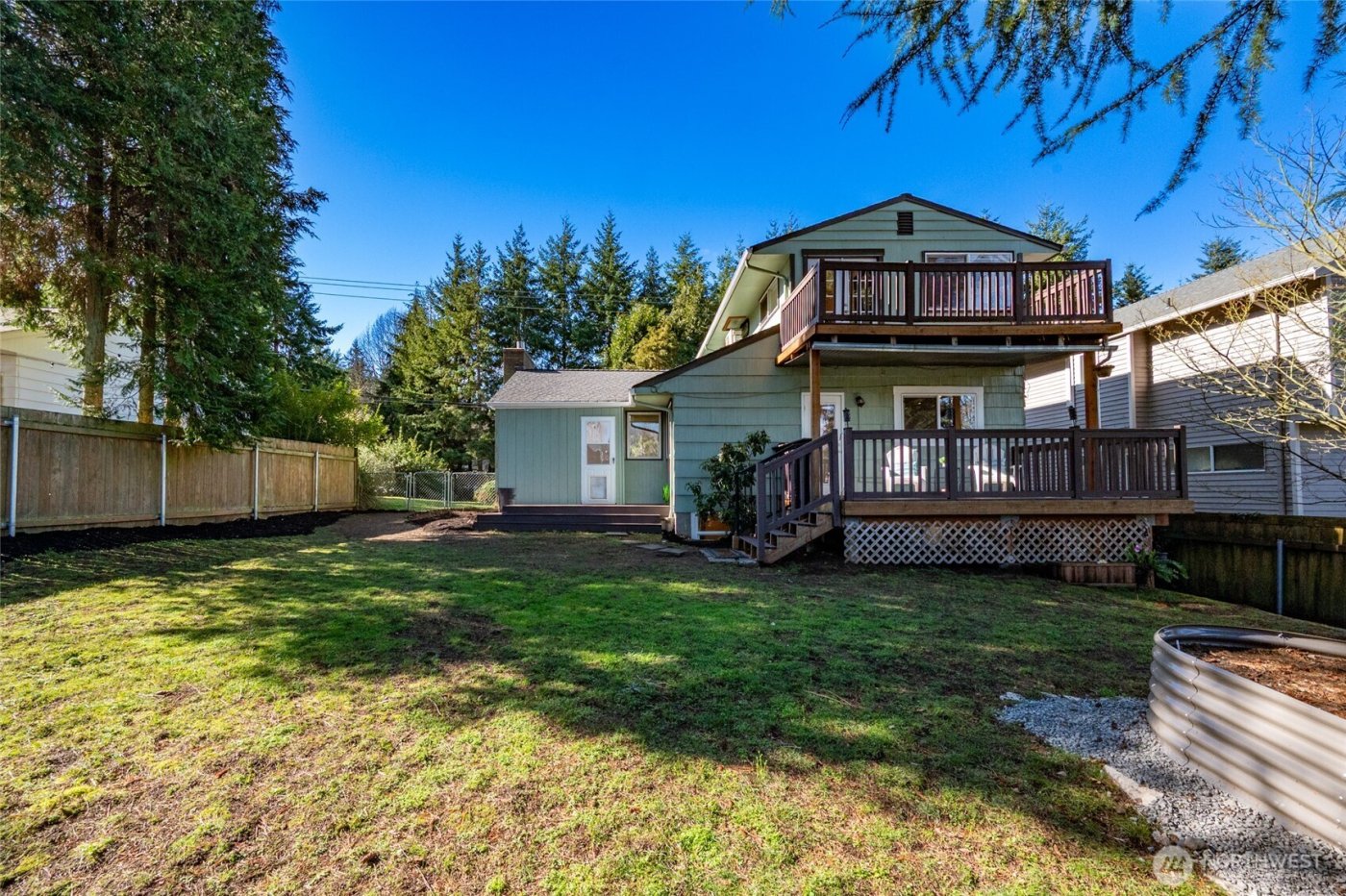 4570 36th Avenue W, Seattle, WA 98199