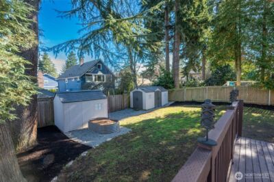 4570 36th Avenue W, Seattle, WA 98199 - Photo 32