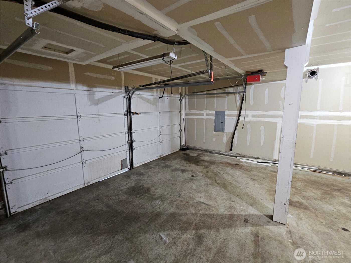 9208 321st Street Ct E, Eatonville, WA 98328