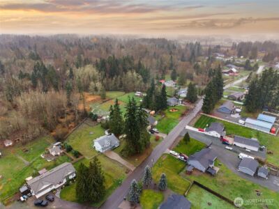 9208 321st Street Ct E, Eatonville, WA 98328 - Photo 34