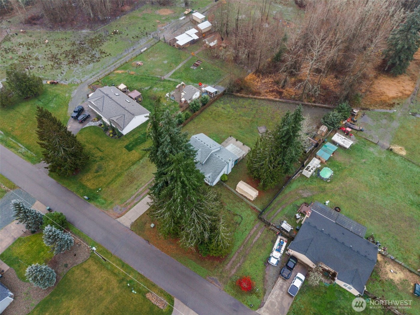 9208 321st Street Ct E, Eatonville, WA 98328