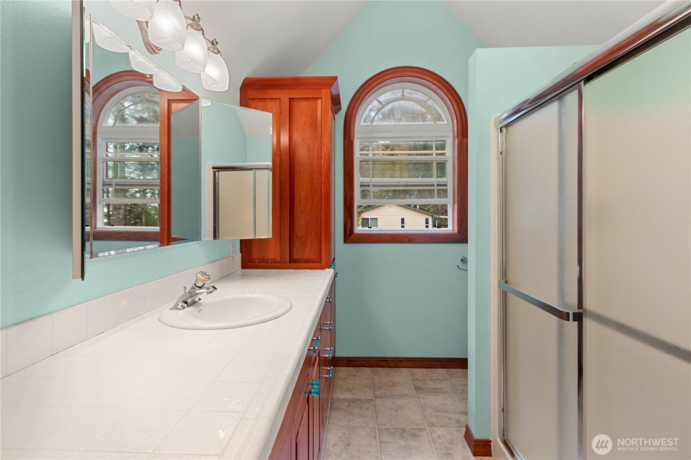 70 N Rim view Place , Hoodsport, WA 98548