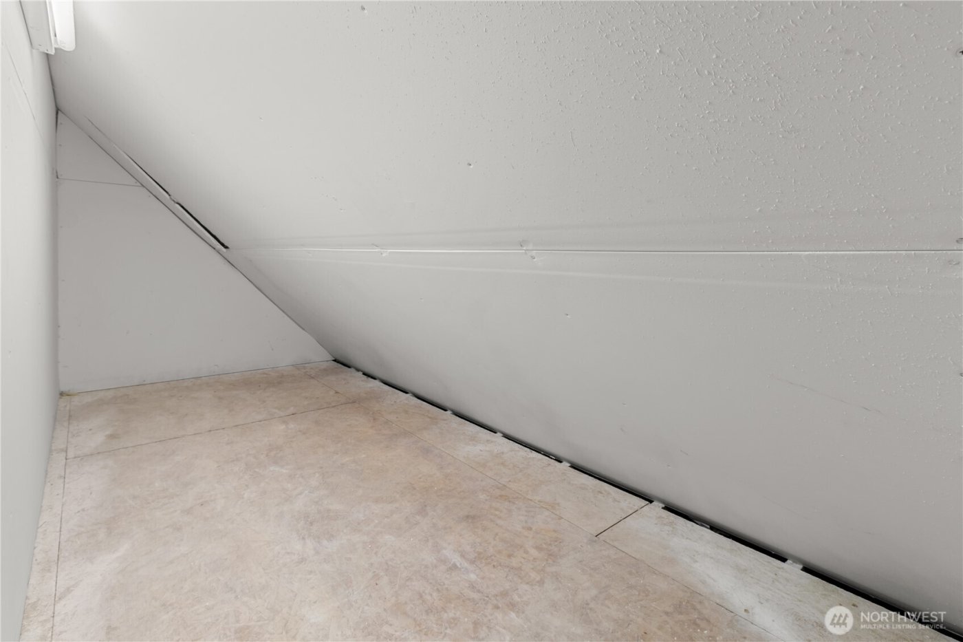 70 N Rim view Place , Hoodsport, WA 98548