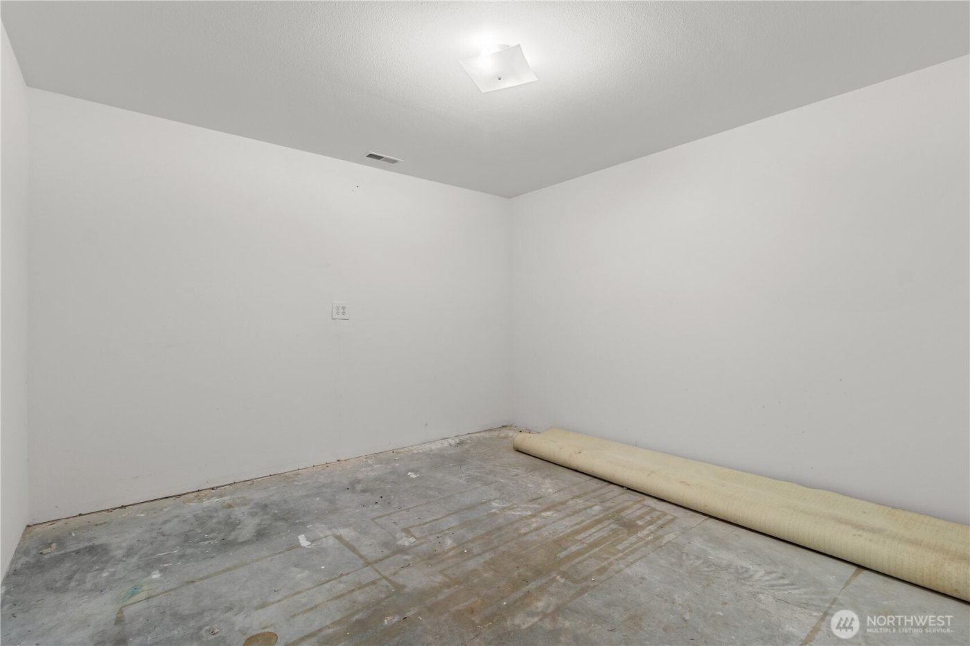 70 N Rim view Place , Hoodsport, WA 98548