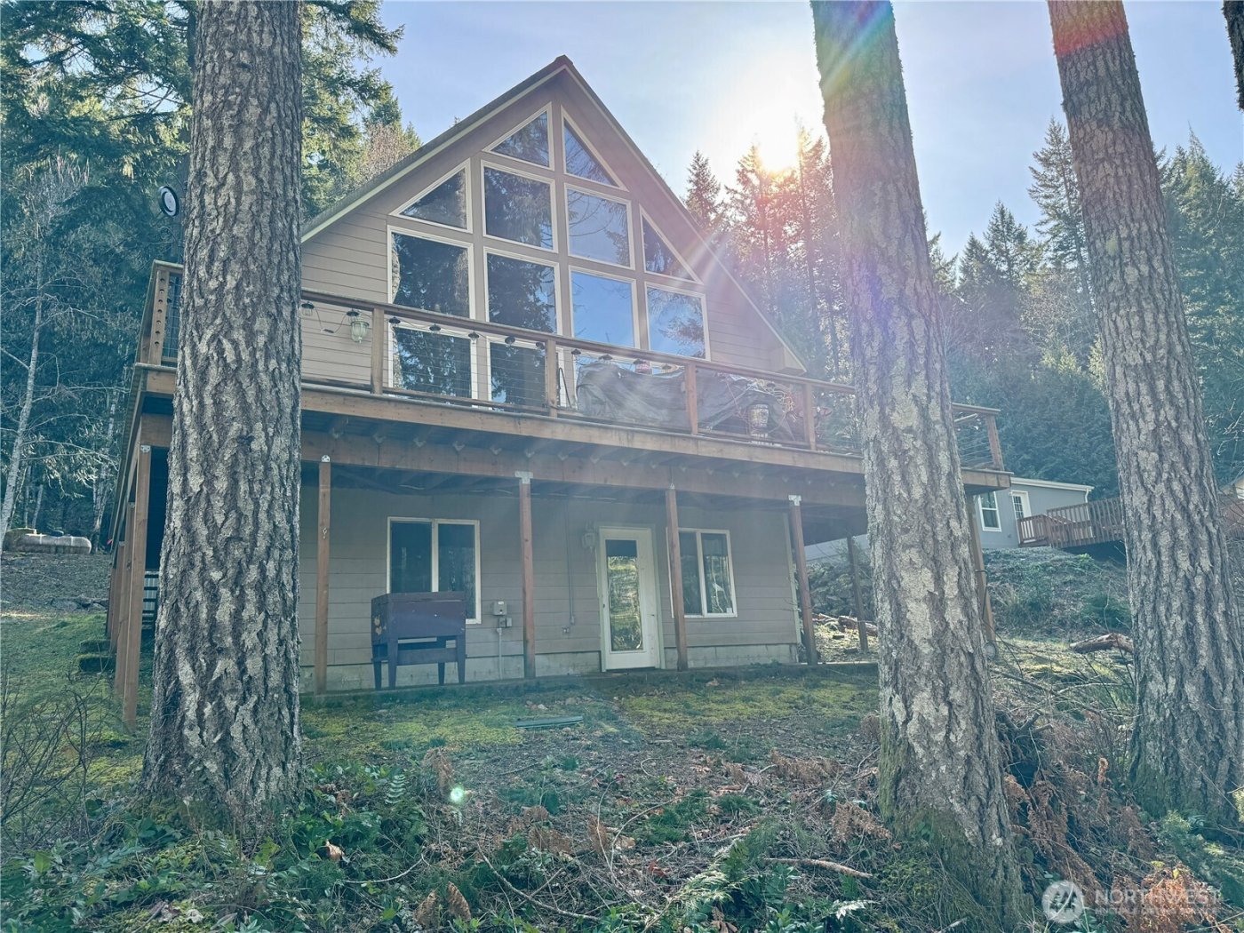 70 N Rim view Place , Hoodsport, WA 98548