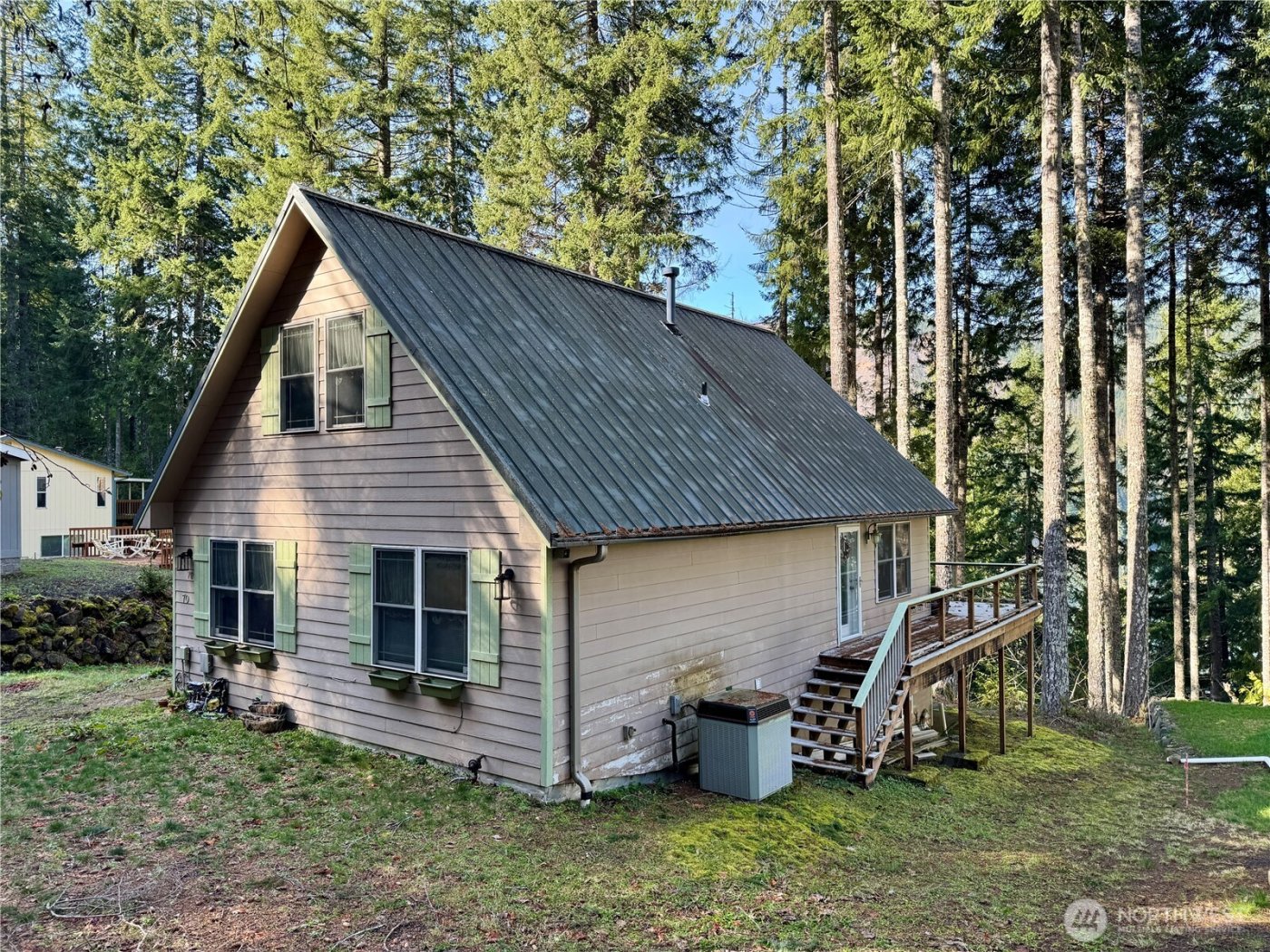 70 N Rim view Place , Hoodsport, WA 98548