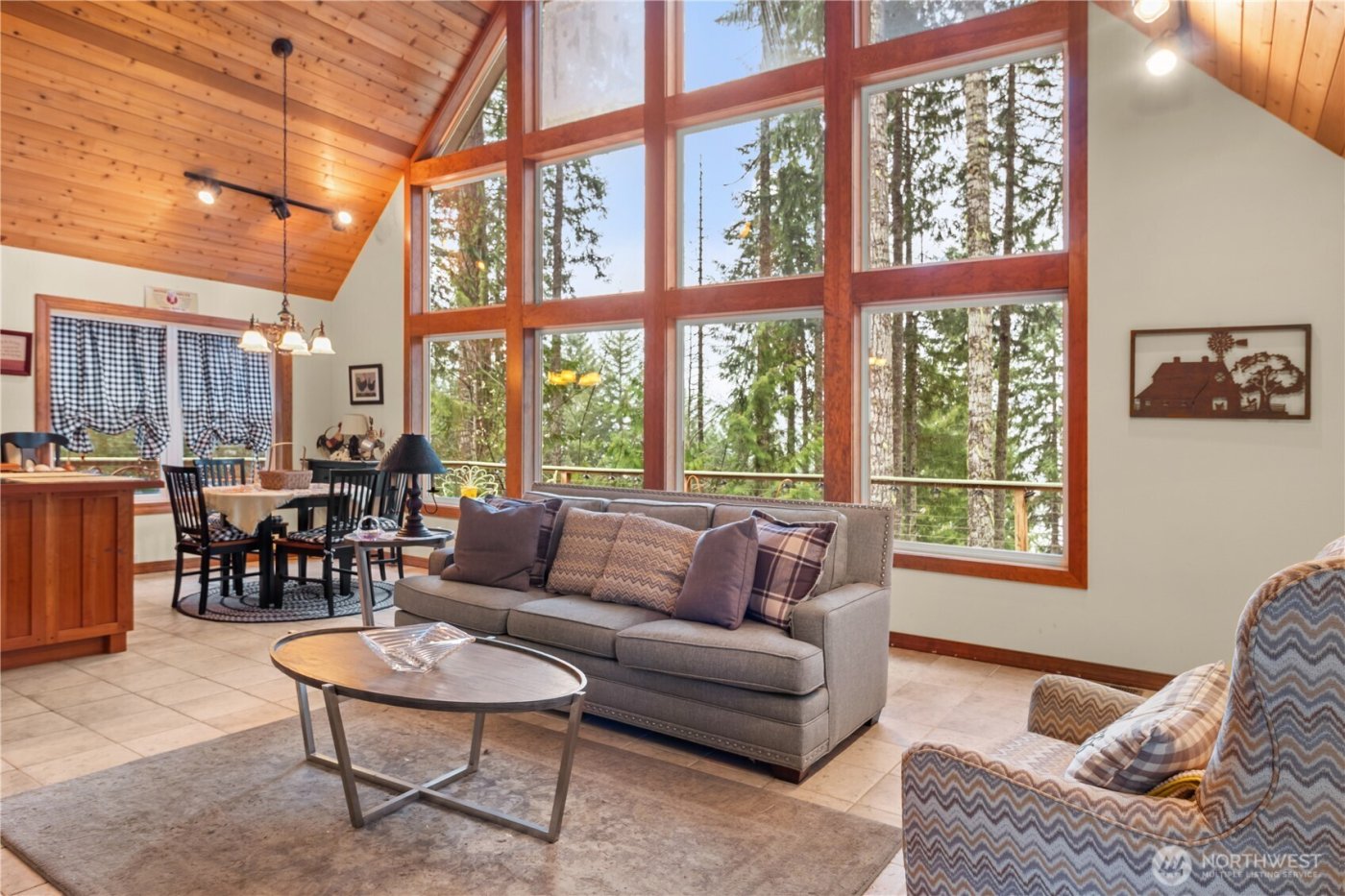 70 N Rim view Place , Hoodsport, WA 98548