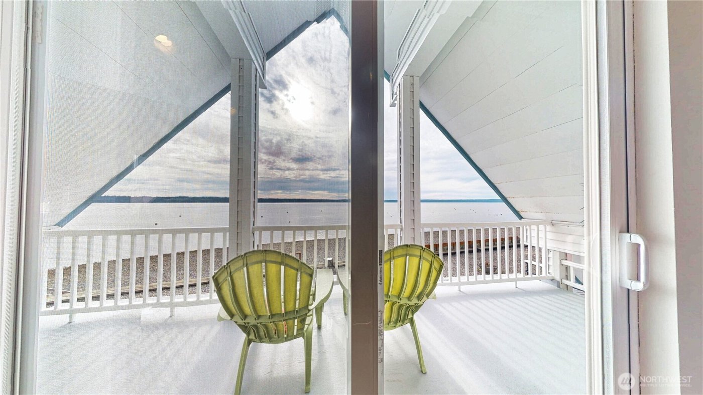 14028 Evergreen Way , Stanwood, WA 98292