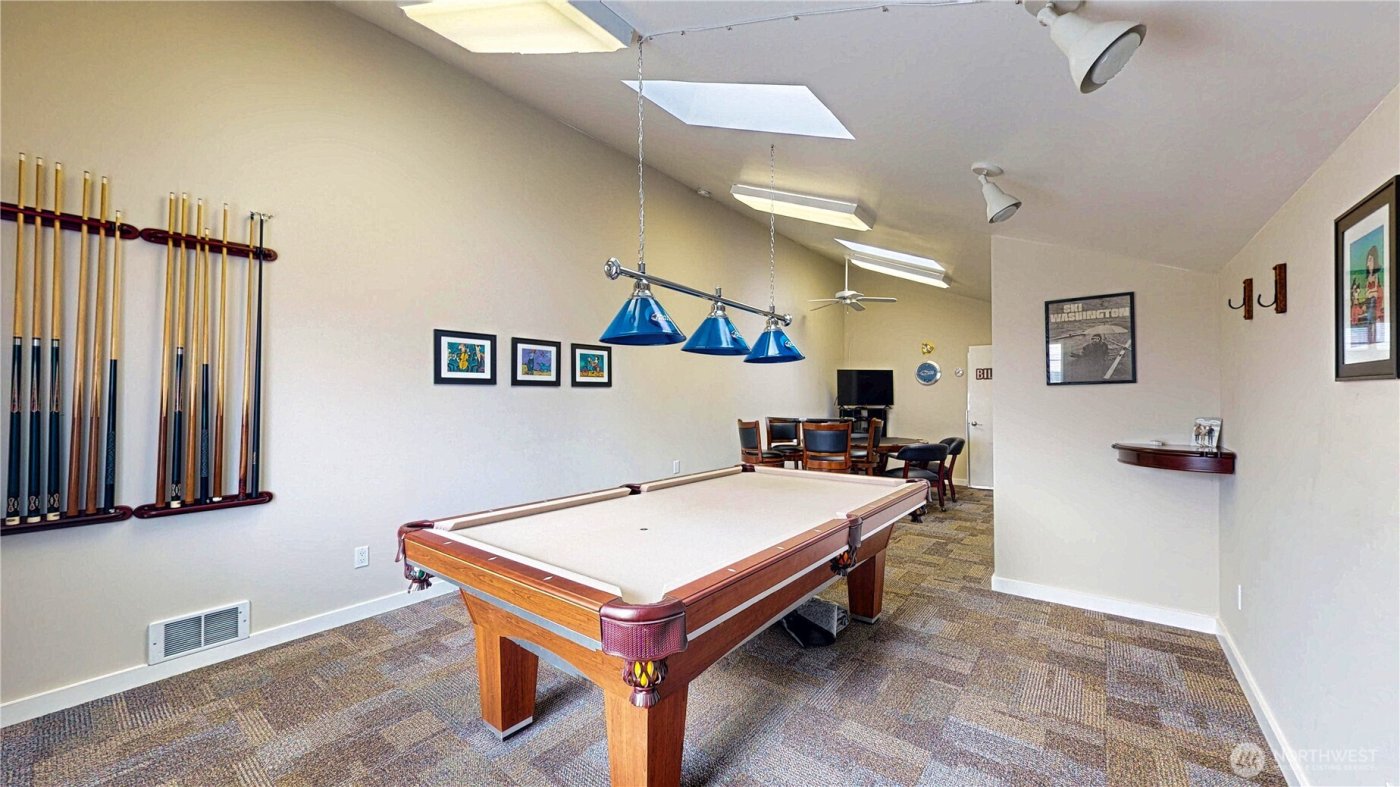 14028 Evergreen Way , Stanwood, WA 98292