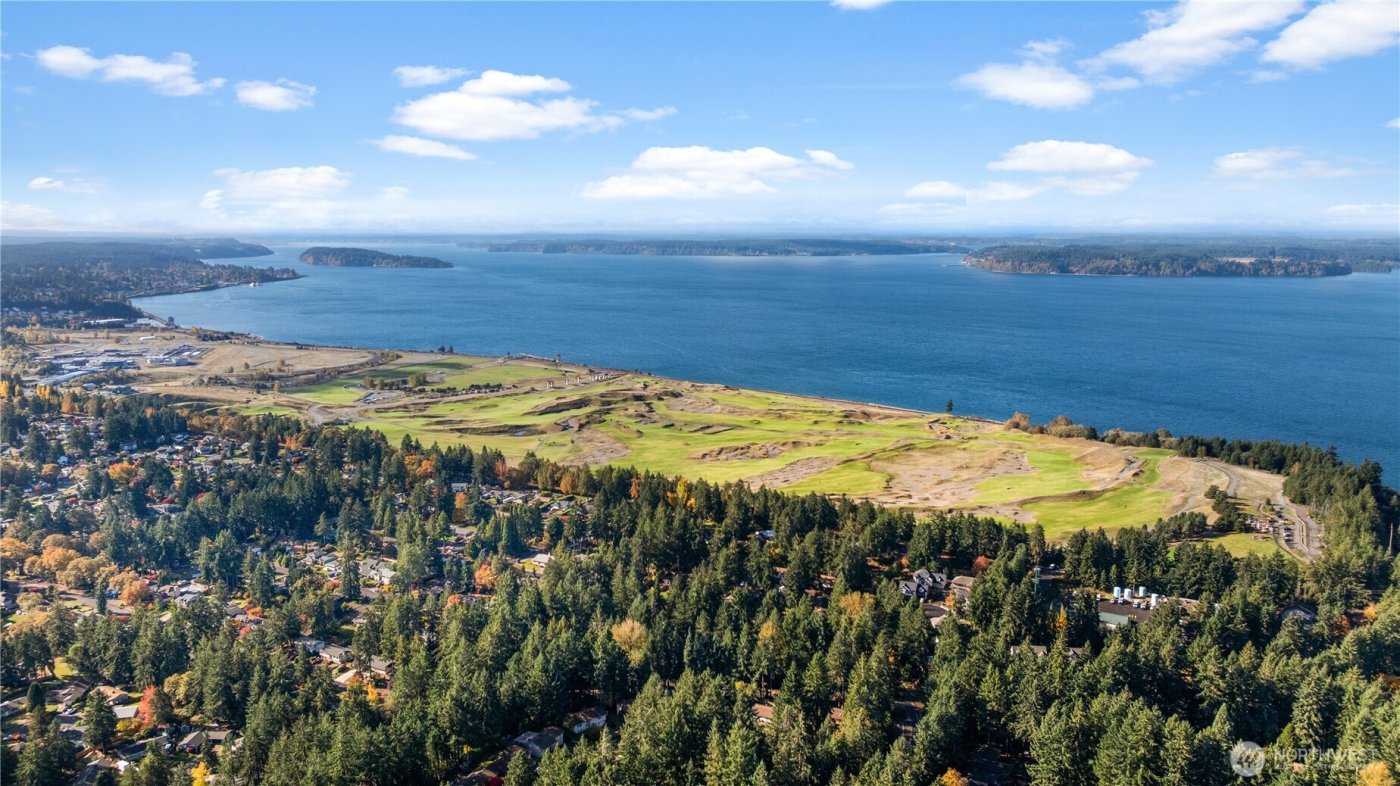 5002 95th Avenue W, University Place, WA 98467