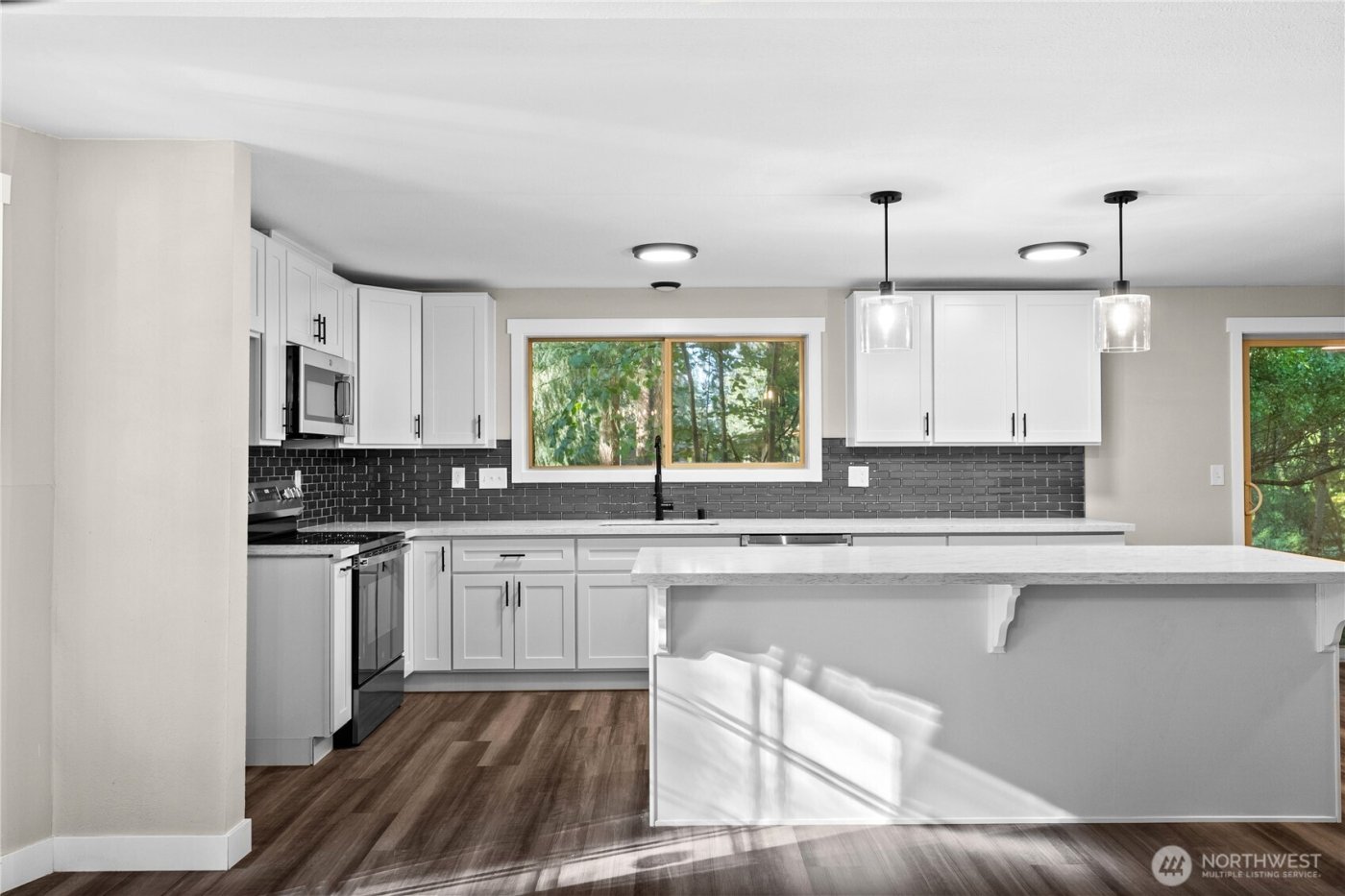 5002 95th Avenue W, University Place, WA 98467