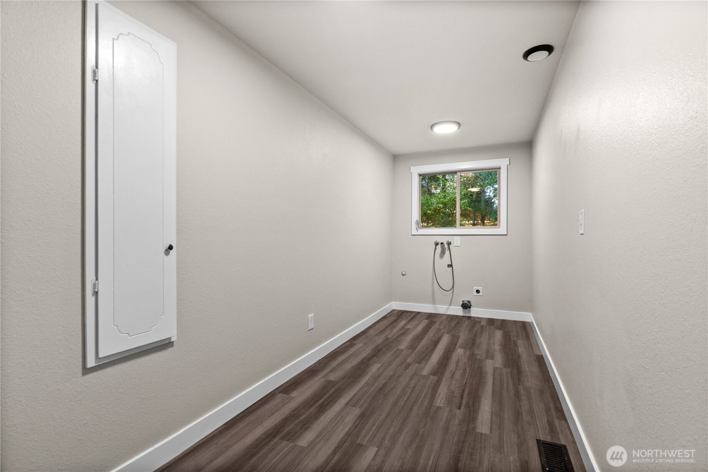 5002 95th Avenue W, University Place, WA 98467