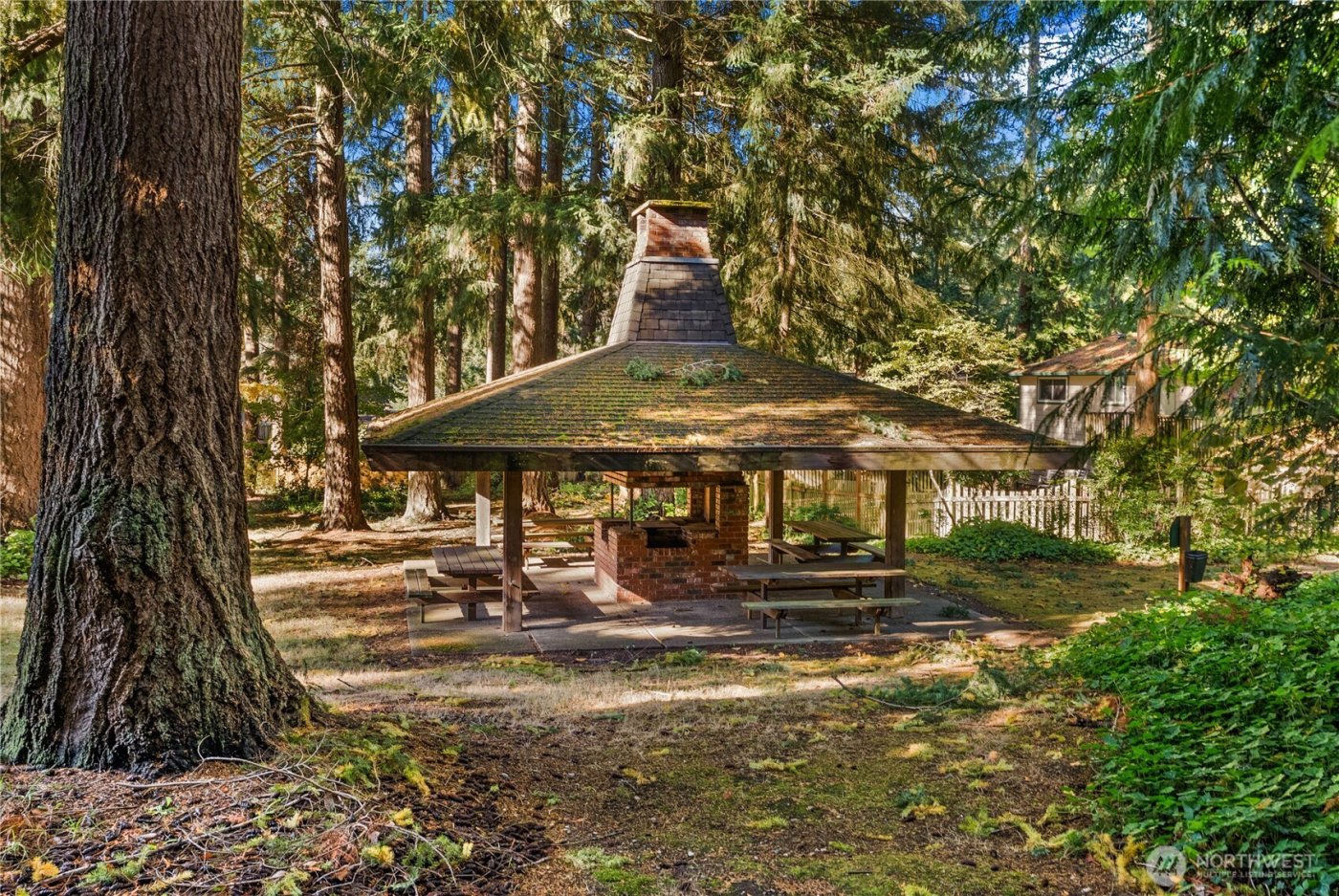 5002 95th Avenue W, University Place, WA 98467