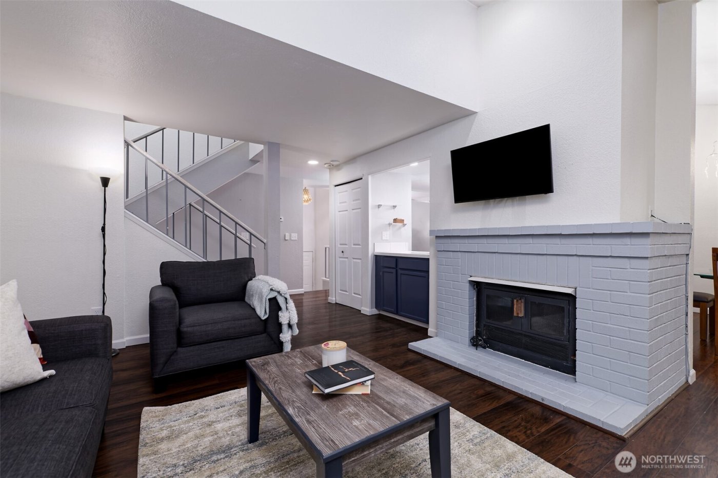 15120 Sunwood Boulevard #OO11, Seattle, WA 98188