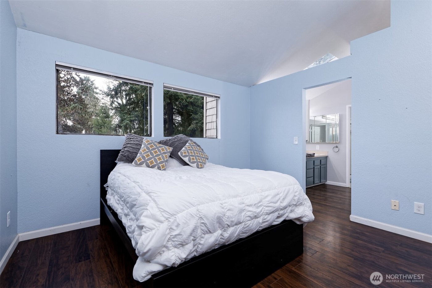 15120 Sunwood Boulevard #OO11, Seattle, WA 98188