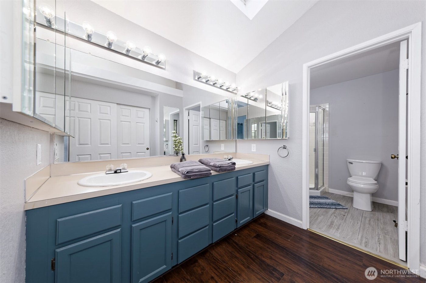 15120 Sunwood Boulevard #OO11, Seattle, WA 98188