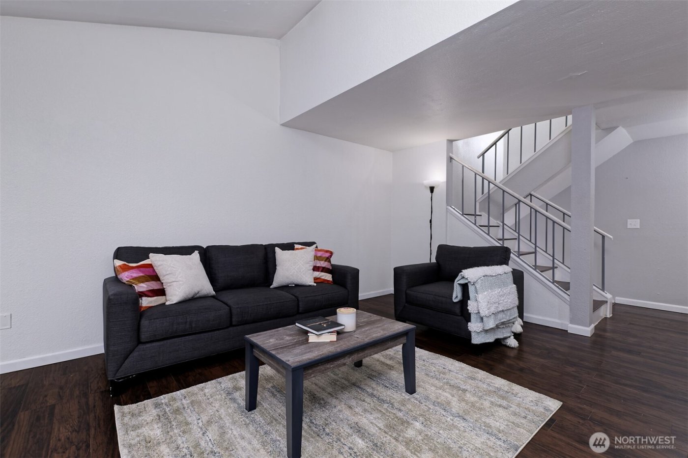 15120 Sunwood Boulevard #OO11, Seattle, WA 98188