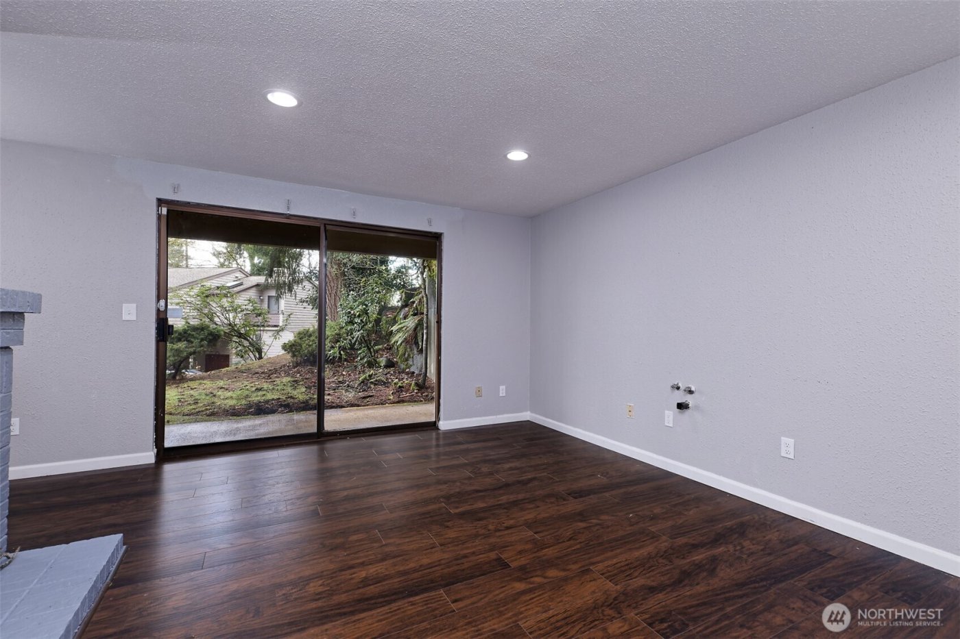 15120 Sunwood Boulevard #OO11, Seattle, WA 98188