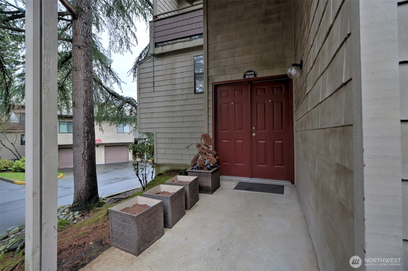 15120 Sunwood Boulevard #OO11, Seattle, WA 98188