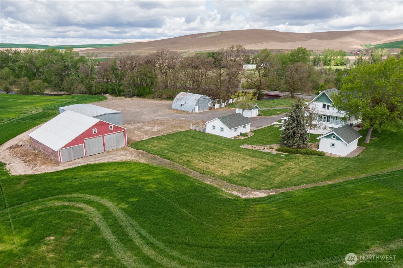 633 Lower Hogeye Road , Waitsburg, WA 99361